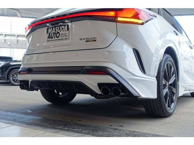 TOYOTA LEXUS RX500H 2023 Image 31