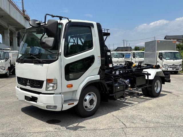 MITSUBISHI FUSOU FIGHTER 2025 Image 31