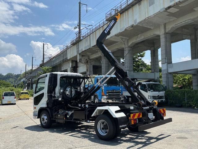 MITSUBISHI FUSOU FIGHTER 2025 Image 31