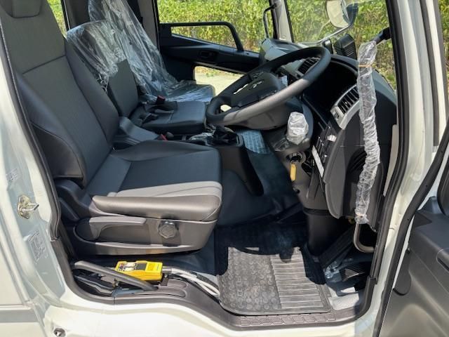 MITSUBISHI FUSOU FIGHTER 2025 Image 31