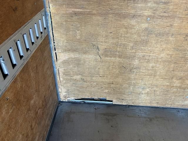 ISUZU ELF 2019 Image 31