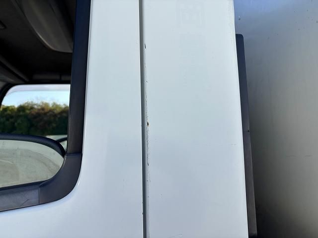 ISUZU ELF 2019 Image 31