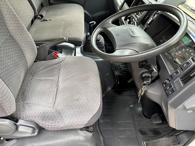 ISUZU ELF 2019 Image 31