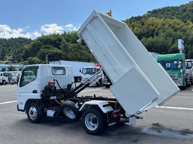 MITSUBISHI CANTER 2025 Image 31