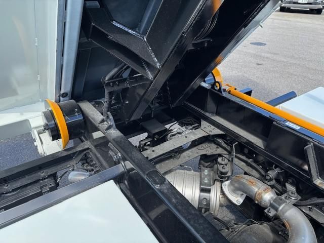 MITSUBISHI CANTER 2025 Image 31