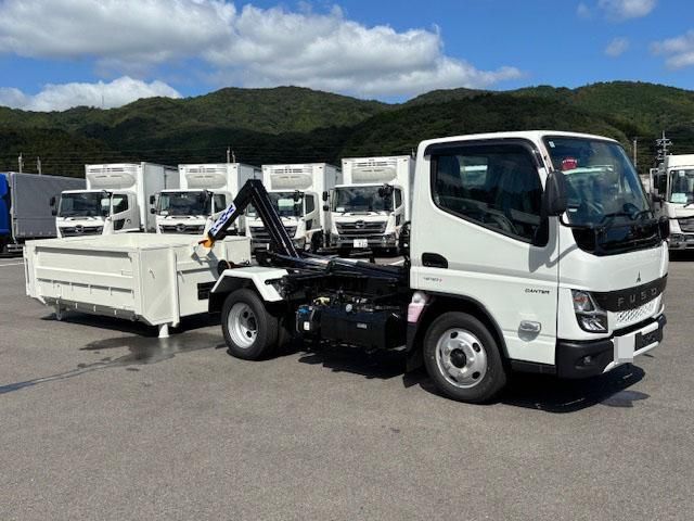 MITSUBISHI CANTER 2025 Image 31