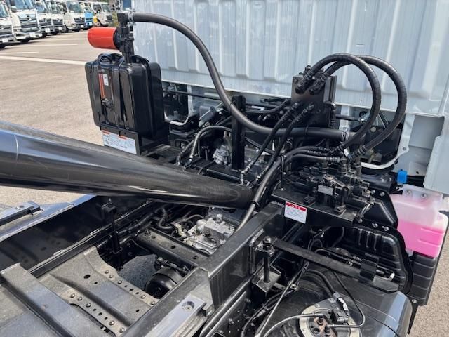 MITSUBISHI CANTER 2025 Image 31