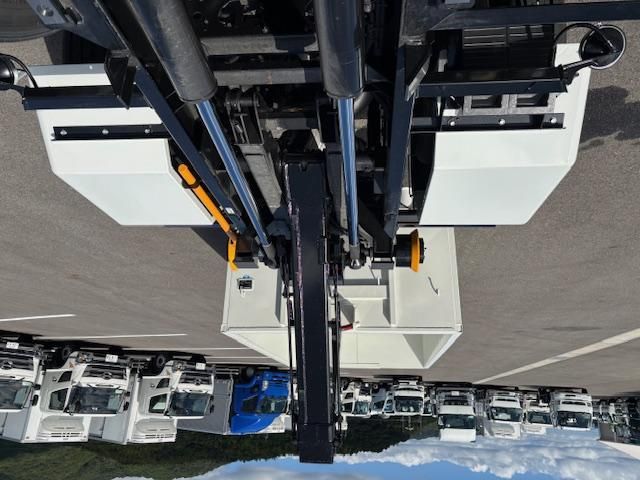 MITSUBISHI CANTER 2025 Image 31