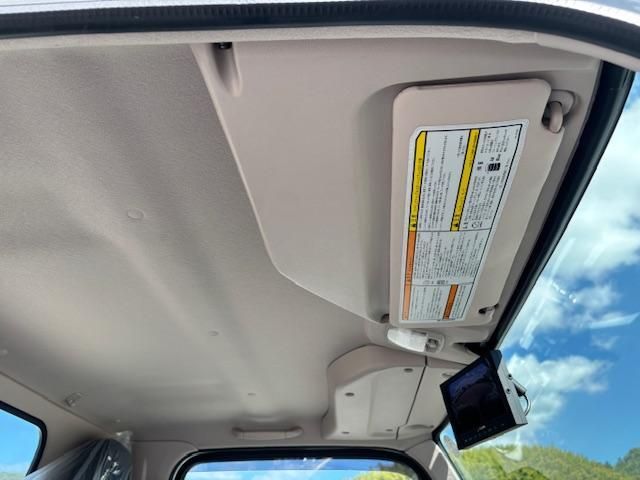 MITSUBISHI CANTER 2025 Image 31