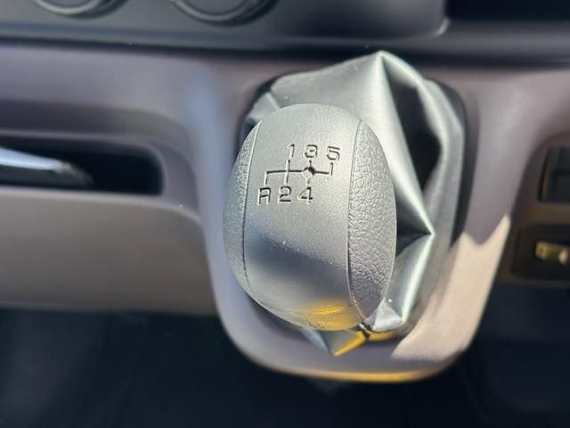 MITSUBISHI CANTER 2025 Image 31