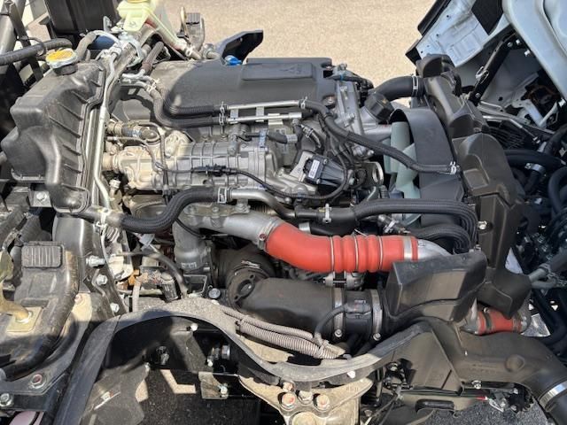 MITSUBISHI CANTER 2025 Image 31