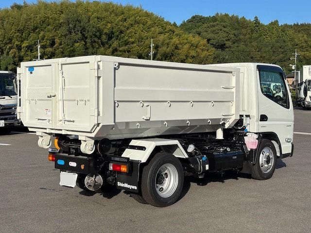 MITSUBISHI CANTER 2025 Image 31
