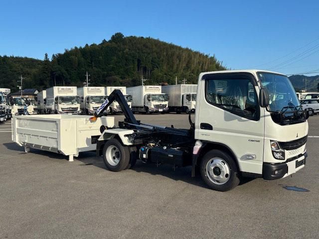 MITSUBISHI CANTER 2025 Image 31