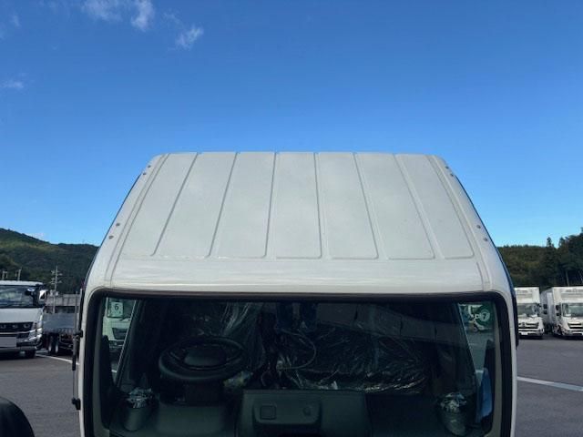 MITSUBISHI CANTER 2025 Image 31