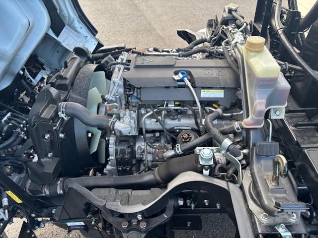 MITSUBISHI CANTER 2025 Image 31