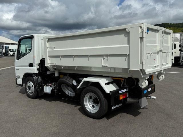 MITSUBISHI CANTER 2025 Image 31