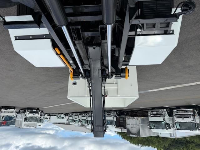 MITSUBISHI CANTER 2025 Image 31