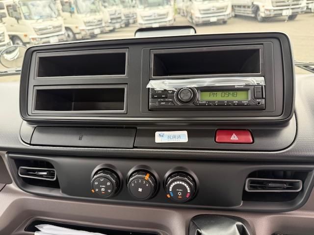 MITSUBISHI CANTER 2025 Image 31