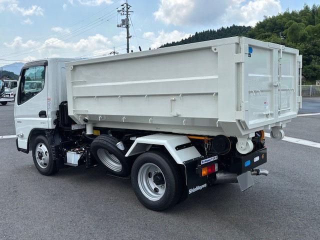 MITSUBISHI CANTER 2025 Image 31