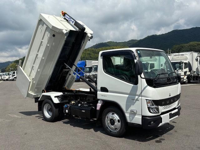 MITSUBISHI CANTER 2025 Image 31