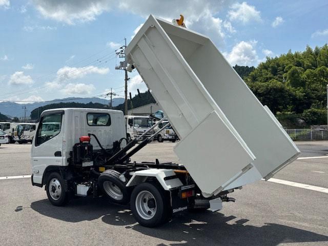 MITSUBISHI CANTER 2025 Image 31