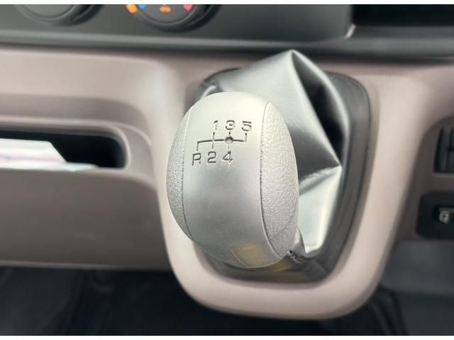 MITSUBISHI CANTER 2025 Image 31