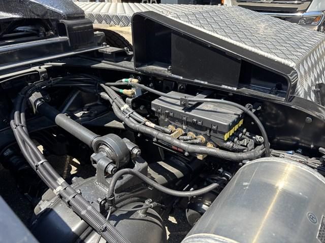 MITSUBISHI FUSOU SUPER GREAT 2025 Image 31