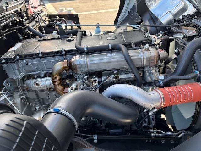 MITSUBISHI FUSOU SUPER GREAT 2025 Image 31