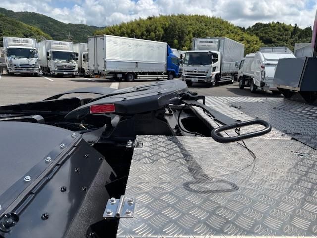 MITSUBISHI FUSOU SUPER GREAT 2025 Image 31