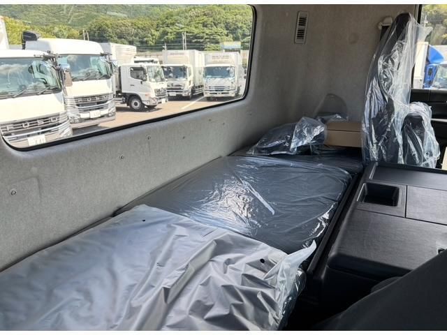 MITSUBISHI FUSOU SUPER GREAT 2025 Image 31