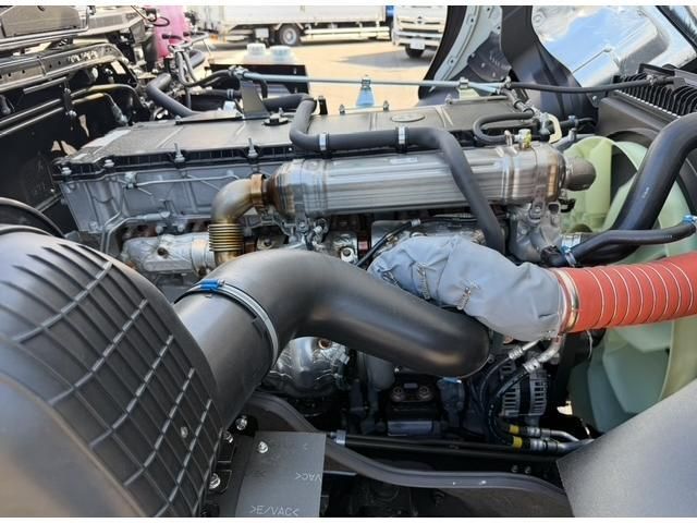 MITSUBISHI FUSOU SUPER GREAT 2025 Image 31