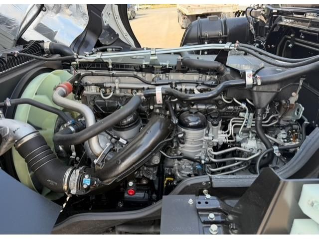 MITSUBISHI FUSOU SUPER GREAT 2025 Image 31