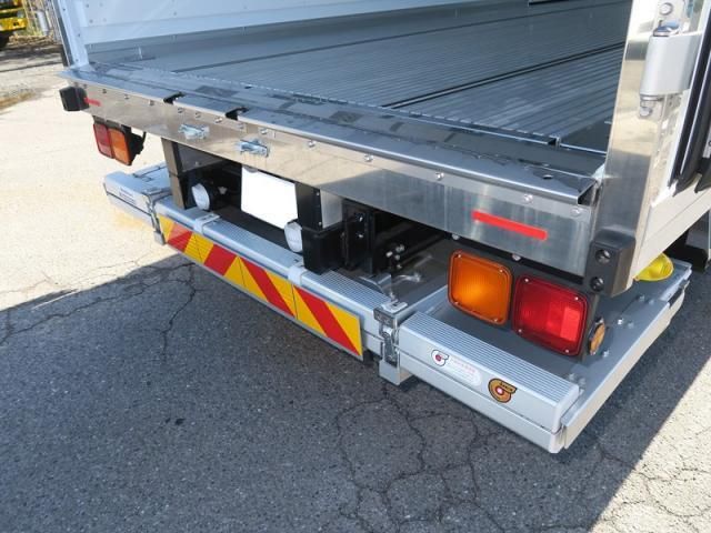 MITSUBISHI FUSOU FIGHTER 2025 Image 31