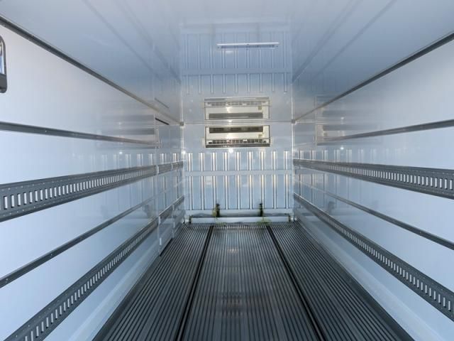 MITSUBISHI FUSOU FIGHTER 2025 Image 31