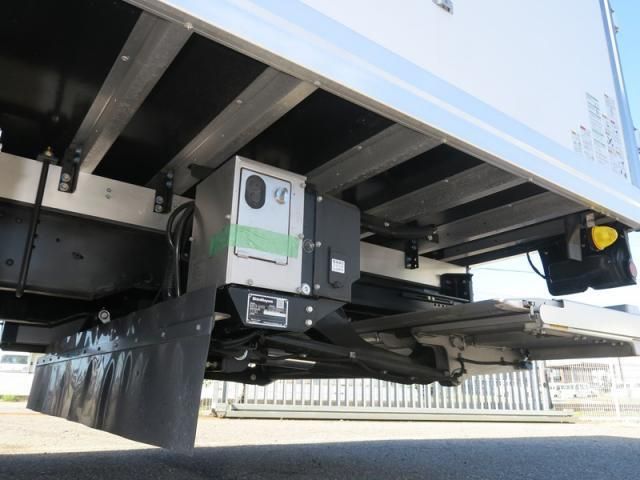 MITSUBISHI FUSOU FIGHTER 2025 Image 31