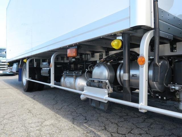 MITSUBISHI FUSOU FIGHTER 2025 Image 31