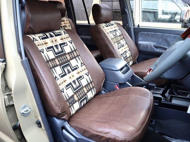 TOYOTA LANDCRUISER PRADO 2000 Image 31