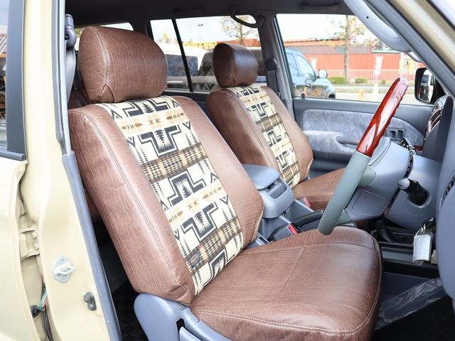 TOYOTA LANDCRUISER PRADO 2000 Image 31