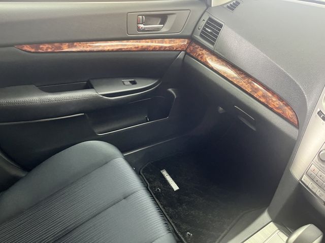 SUBARU LEGACY B4 2010 Image 31