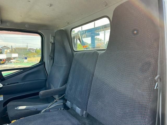 MITSUBISHI CANTER 2013 Image 31