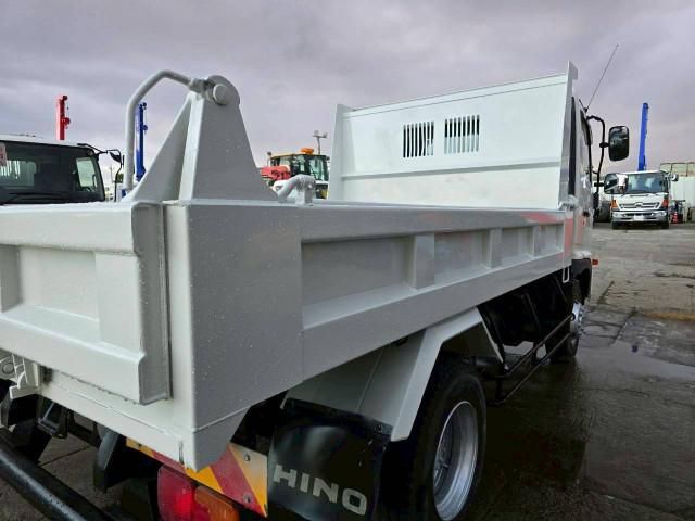 HINO RANGER 2014 Image 31