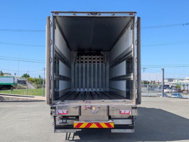 HINO PROFIA 2018 Image 31