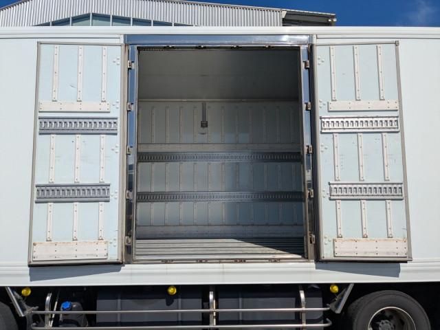 HINO PROFIA 2018 Image 31