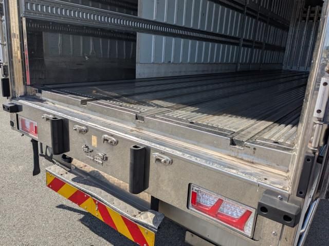 HINO PROFIA 2018 Image 31