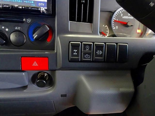 ISUZU ELF 2017 Image 31