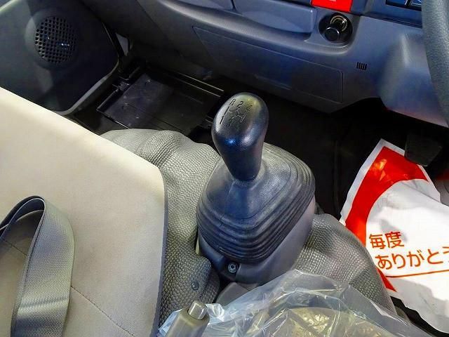 ISUZU ELF 2017 Image 31