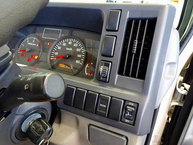 ISUZU ELF 2017 Image 31