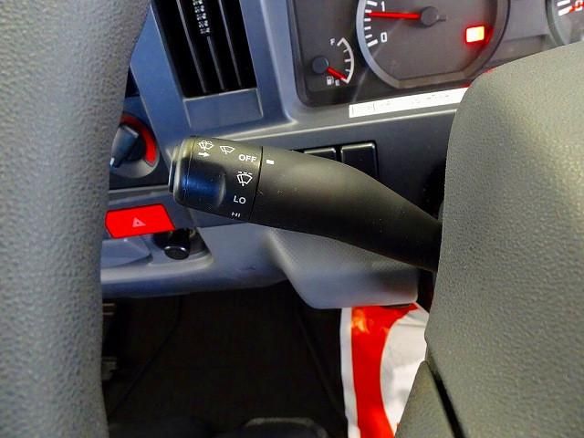 ISUZU ELF 2017 Image 31