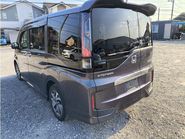 HONDA STEPWAGON SPADA 2015 Image 31