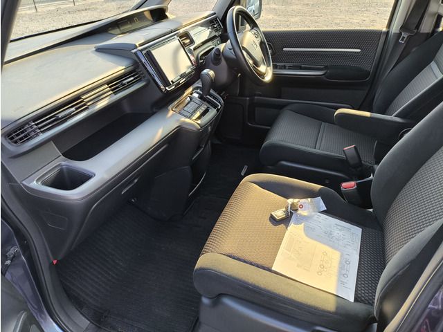 HONDA STEPWAGON SPADA 2015 Image 31